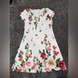 Floral white sun dress: small